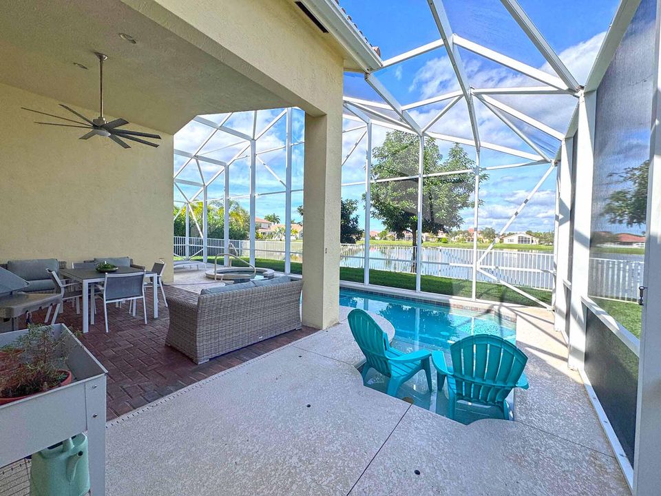 For Sale: $450,000 (4 beds, 3 baths, 2759 Square Feet)