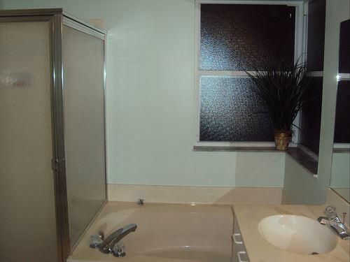 For Rent: $3,500 (3 beds, 2 baths, 2023 Square Feet)