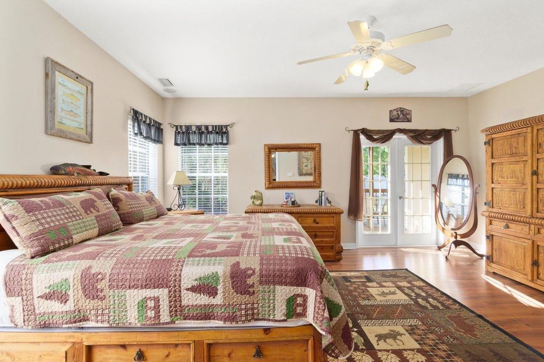 For Sale: $1,200,000 (4 beds, 3 baths, 2680 Square Feet)