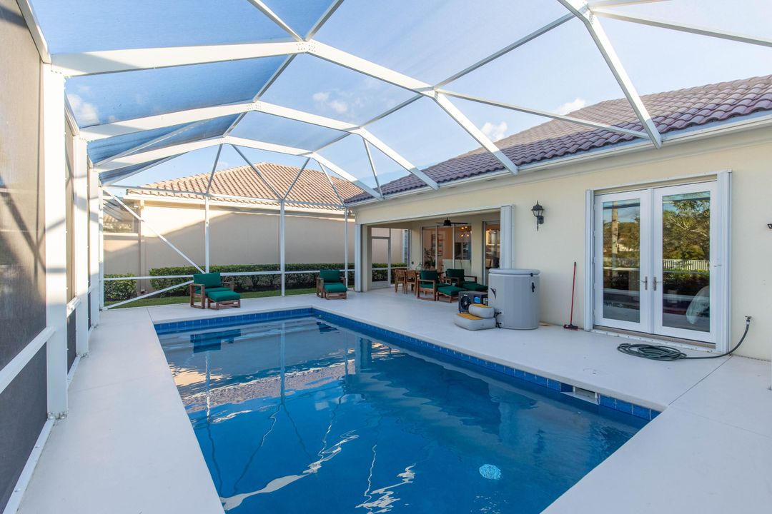 出租: $9,000 (3 贝兹, 2 浴室, 2000 平方英尺)