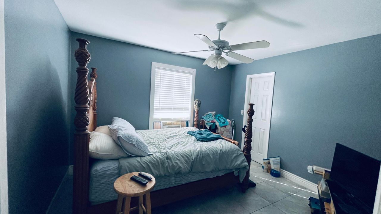 На продажу: $269,900 (2 спален, 2 ванн, 1062 Квадратных фут)