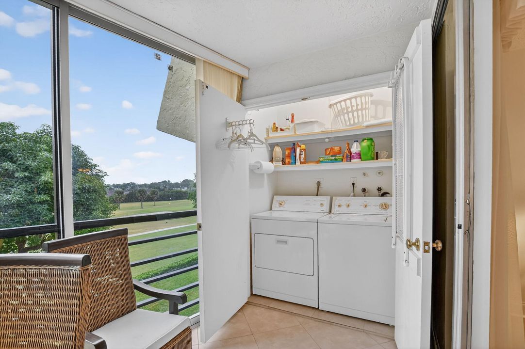 En Venta: $225,000 (2 camas, 2 baños, 1300 Pies cuadrados)