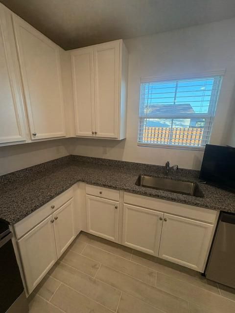 For Rent: $2,550 (3 beds, 2 baths, 1363 Square Feet)