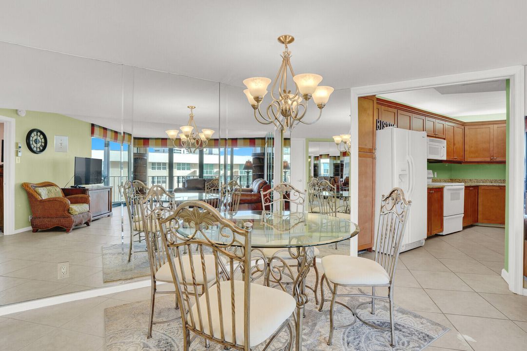 出租: $3,350 (2 贝兹, 2 浴室, 1223 平方英尺)