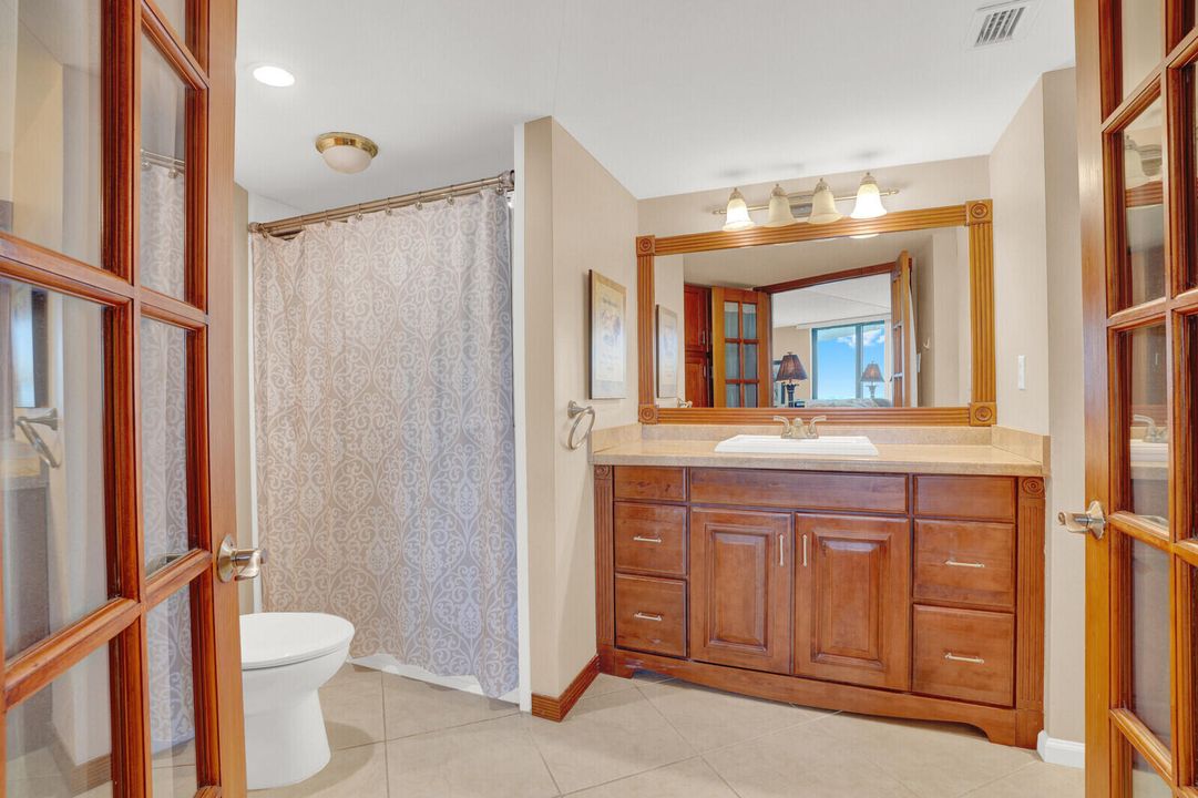 出租: $3,350 (2 贝兹, 2 浴室, 1223 平方英尺)