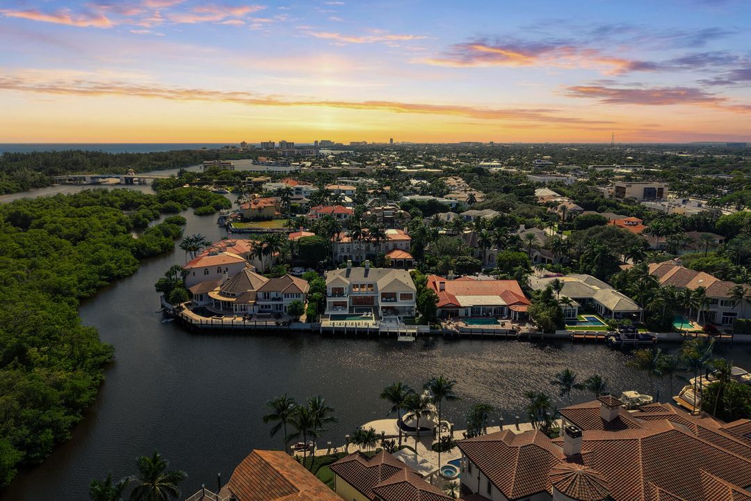 For Sale: $16,900,000 (4 beds, 5 baths, 7683 Square Feet)