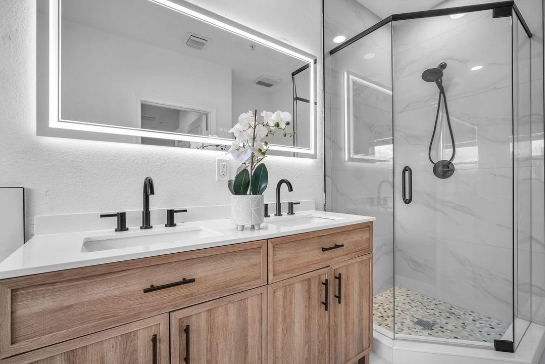 В аренду: $3,900 (4 спален, 3 ванн, 1864 Квадратных фут)