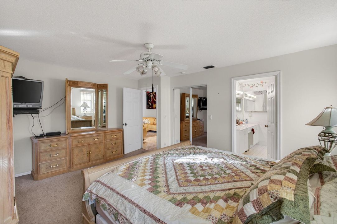 На продажу: $350,000 (3 спален, 2 ванн, 1683 Квадратных фут)