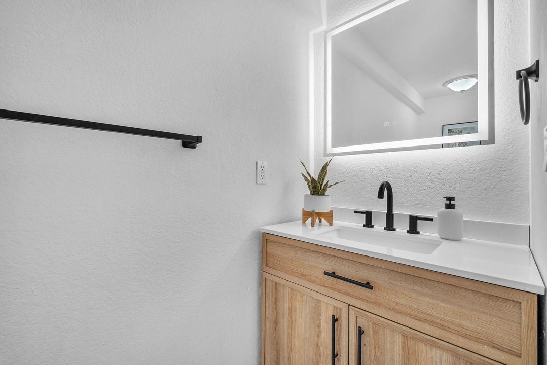 В аренду: $3,900 (4 спален, 3 ванн, 1864 Квадратных фут)