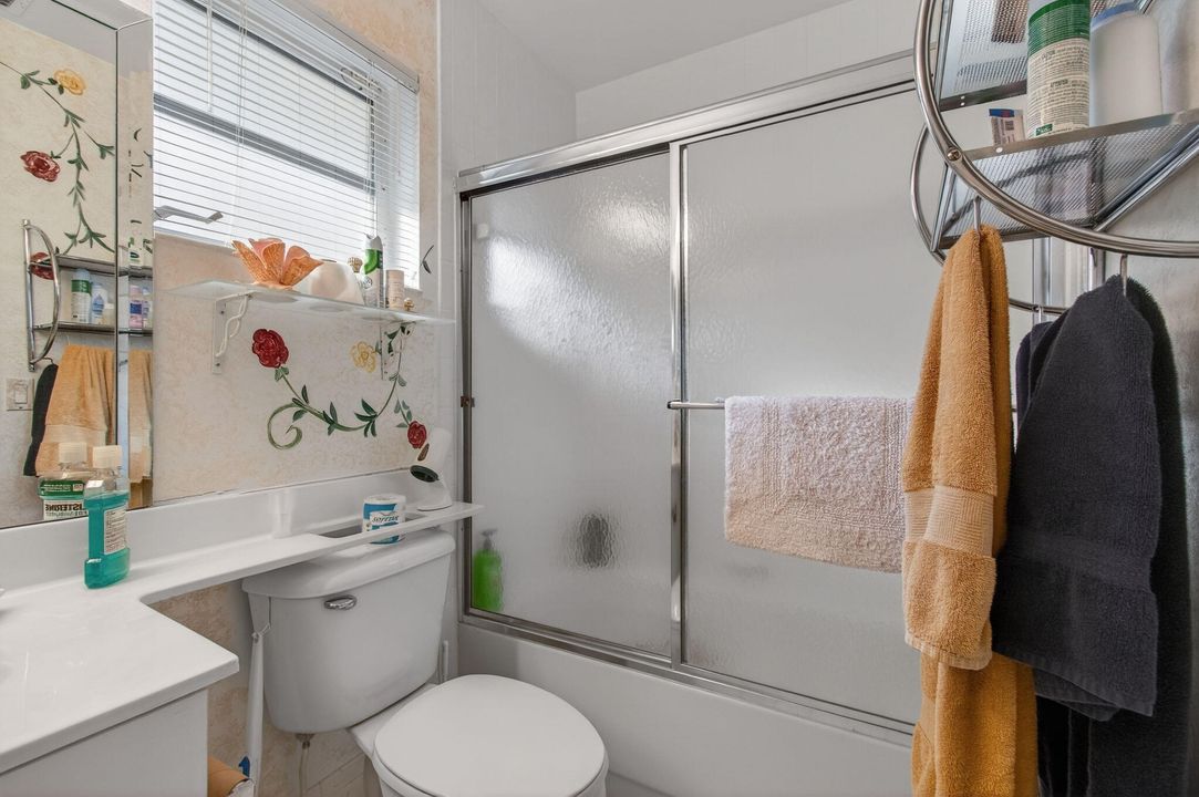 На продажу: $350,000 (3 спален, 2 ванн, 1683 Квадратных фут)