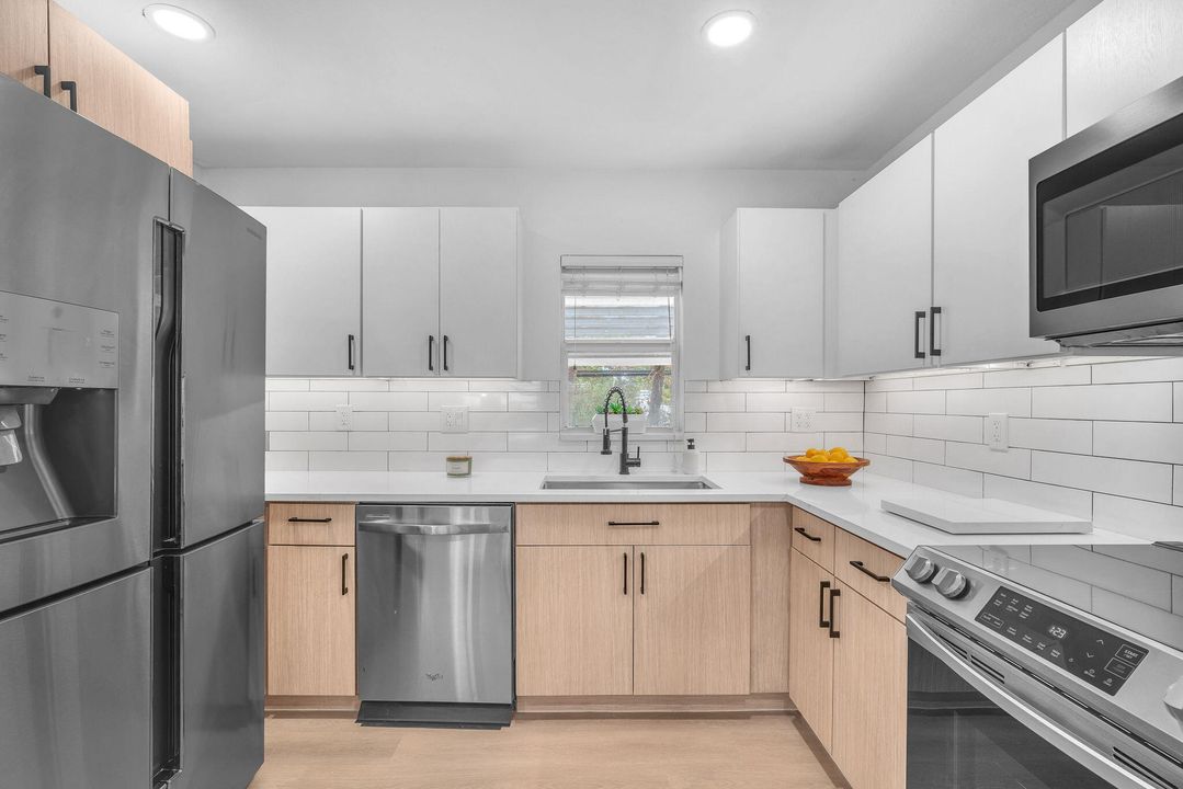 В аренду: $3,900 (4 спален, 3 ванн, 1864 Квадратных фут)