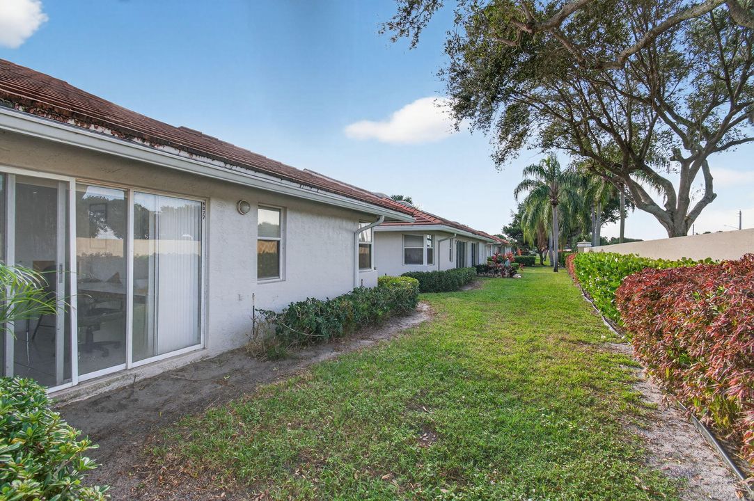 На продажу: $350,000 (3 спален, 2 ванн, 1683 Квадратных фут)