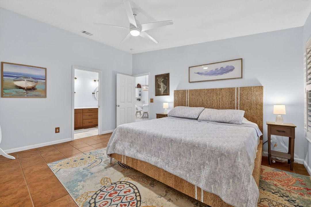 For Sale: $299,000 (2 beds, 2 baths, 1354 Square Feet)