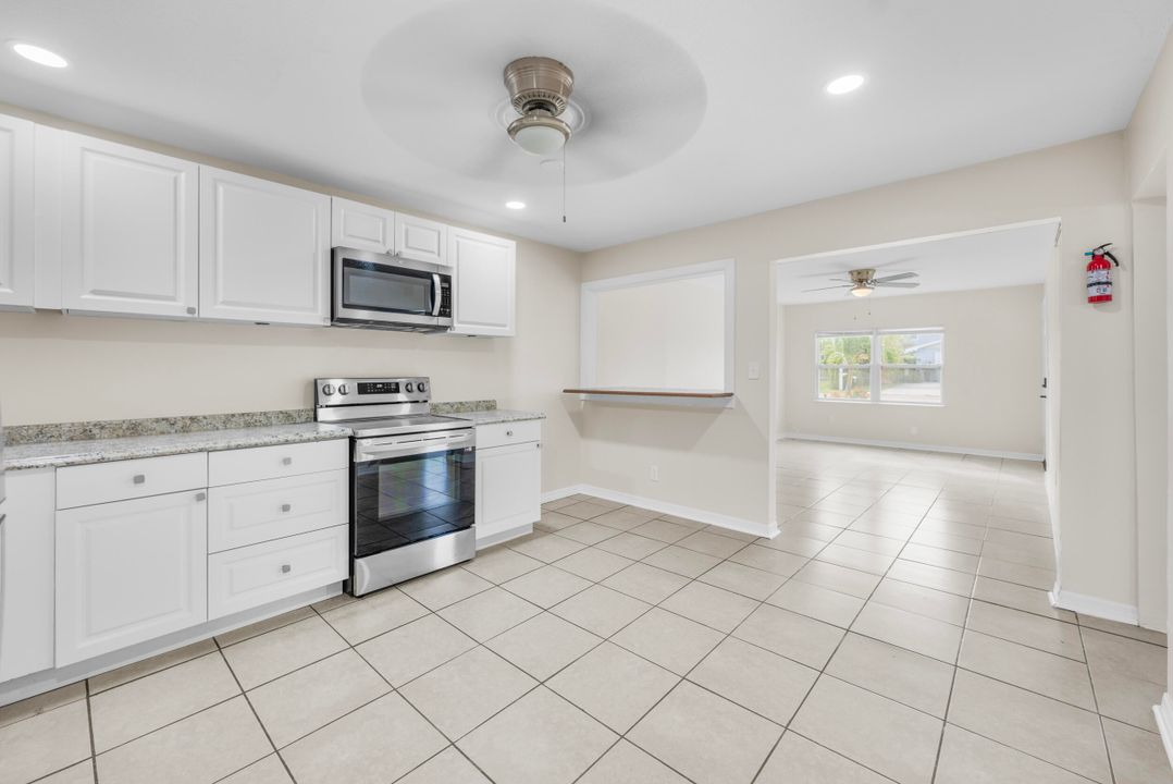 For Rent: $2,200 (2 beds, 2 baths, 1859 Square Feet)