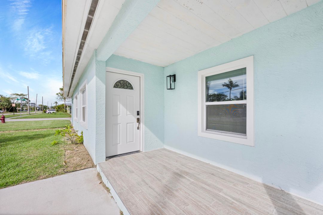 For Rent: $2,200 (2 beds, 2 baths, 1859 Square Feet)