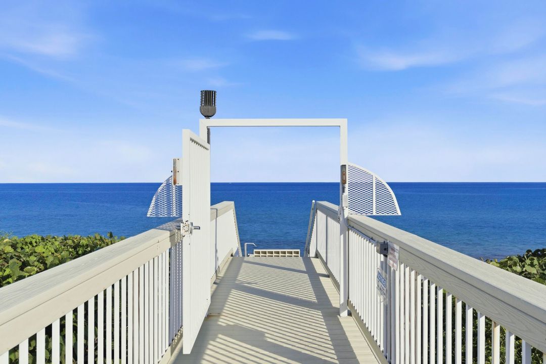 待售: $1,490,000 (3 贝兹, 3 浴室, 2242 平方英尺)