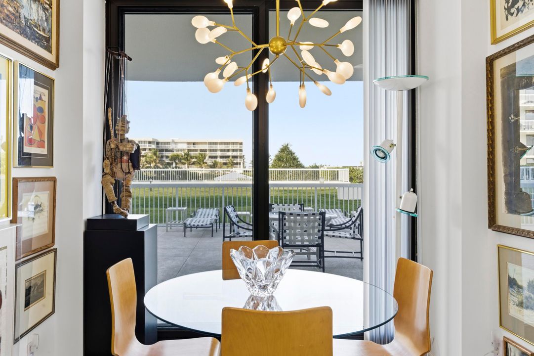 待售: $1,490,000 (3 贝兹, 3 浴室, 2242 平方英尺)