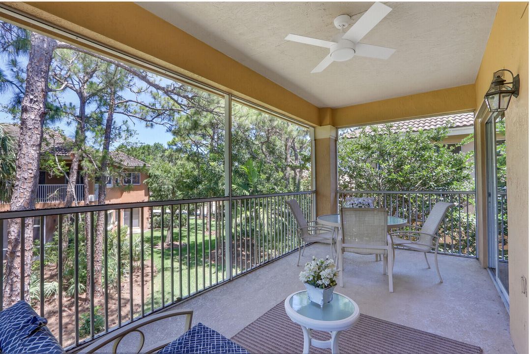 For Rent: $3,000 (2 beds, 1 baths, 900 Square Feet)