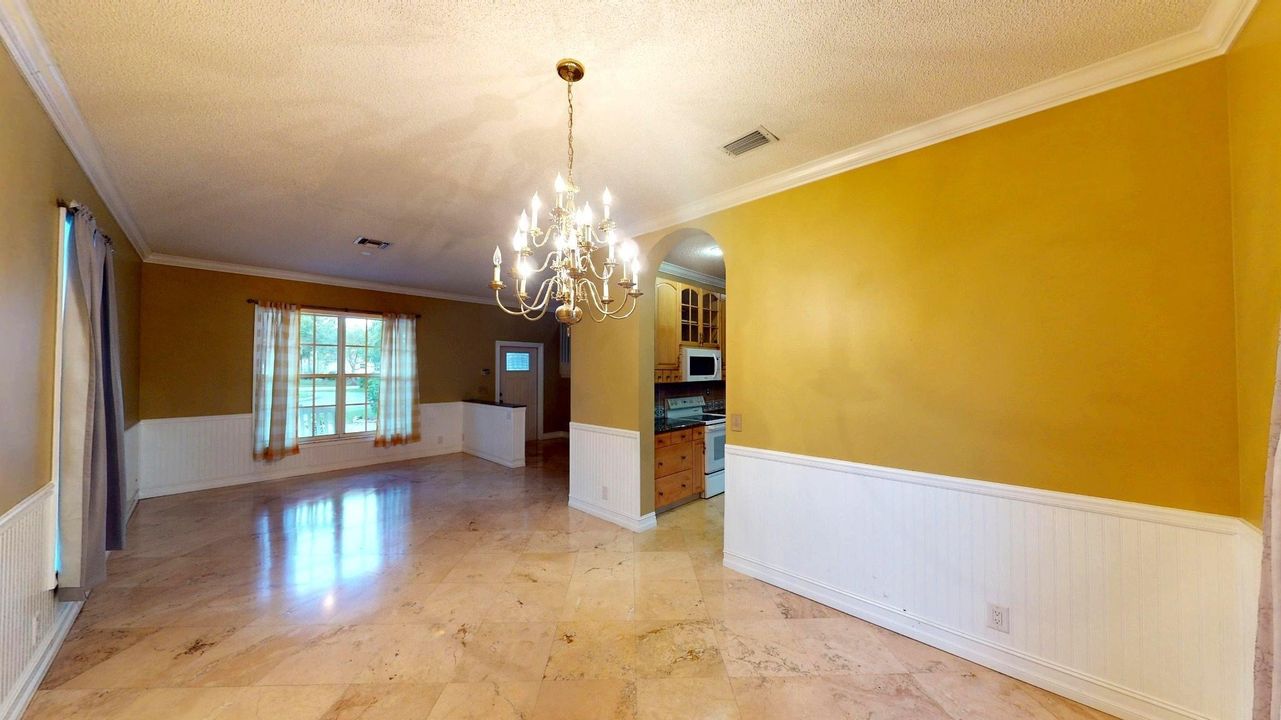 For Rent: $3,500 (4 beds, 2 baths, 2240 Square Feet)