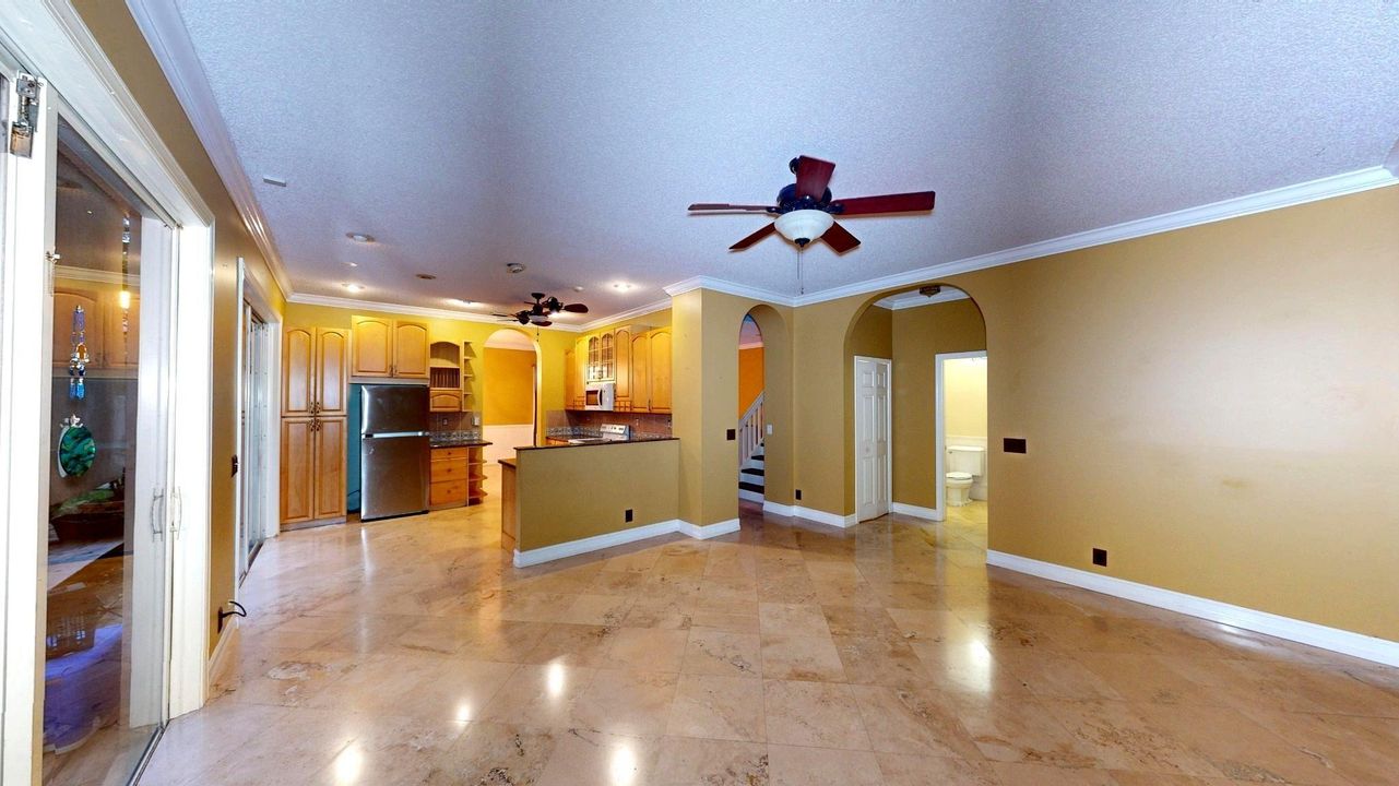 For Rent: $3,500 (4 beds, 2 baths, 2240 Square Feet)