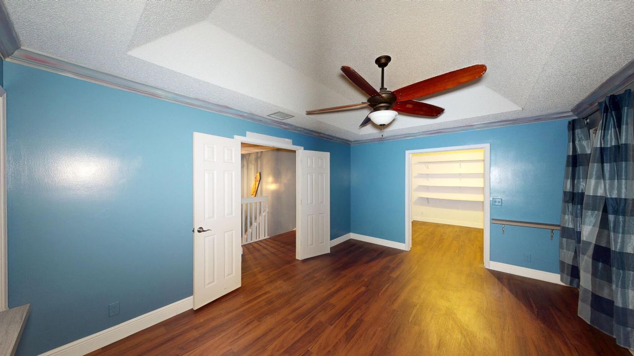 For Rent: $3,500 (4 beds, 2 baths, 2240 Square Feet)