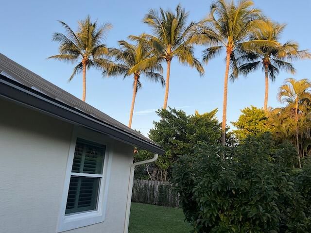 出租: $12,000 (4 贝兹, 3 浴室, 2779 平方英尺)