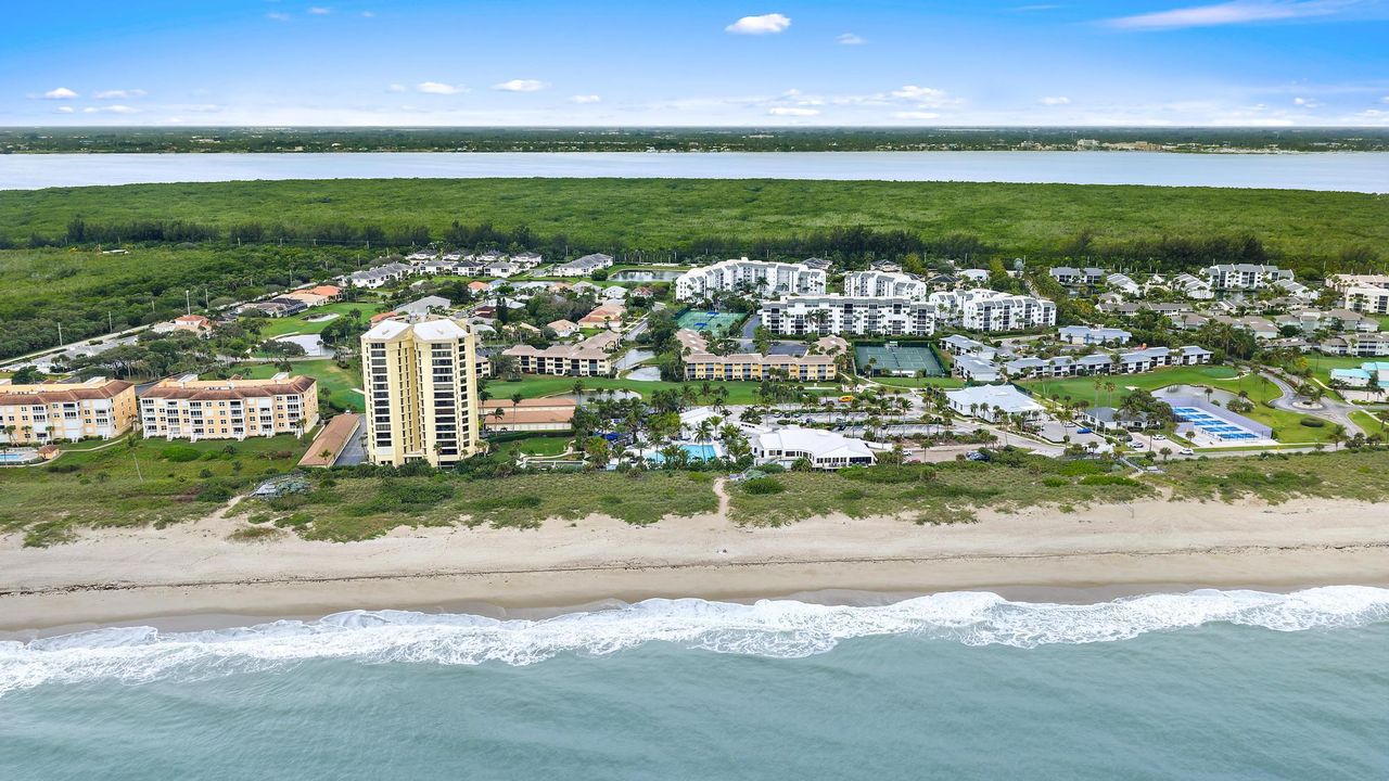 На продажу: $260,000 (1 спален, 1 ванн, 689 Квадратных фут)