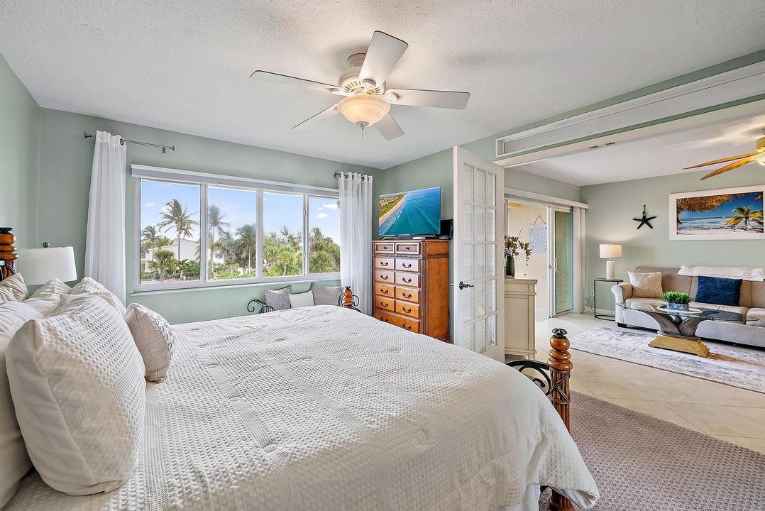 На продажу: $260,000 (1 спален, 1 ванн, 689 Квадратных фут)