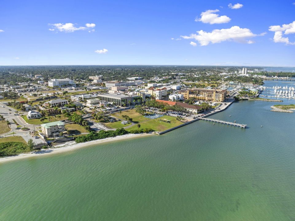 For Sale: $950,000 (0 beds, 0 baths, 3488 Square Feet)