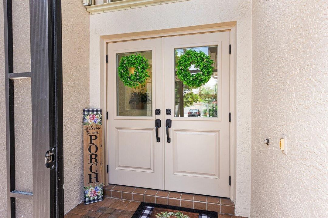 For Sale: $529,000 (3 beds, 2 baths, 1858 Square Feet)