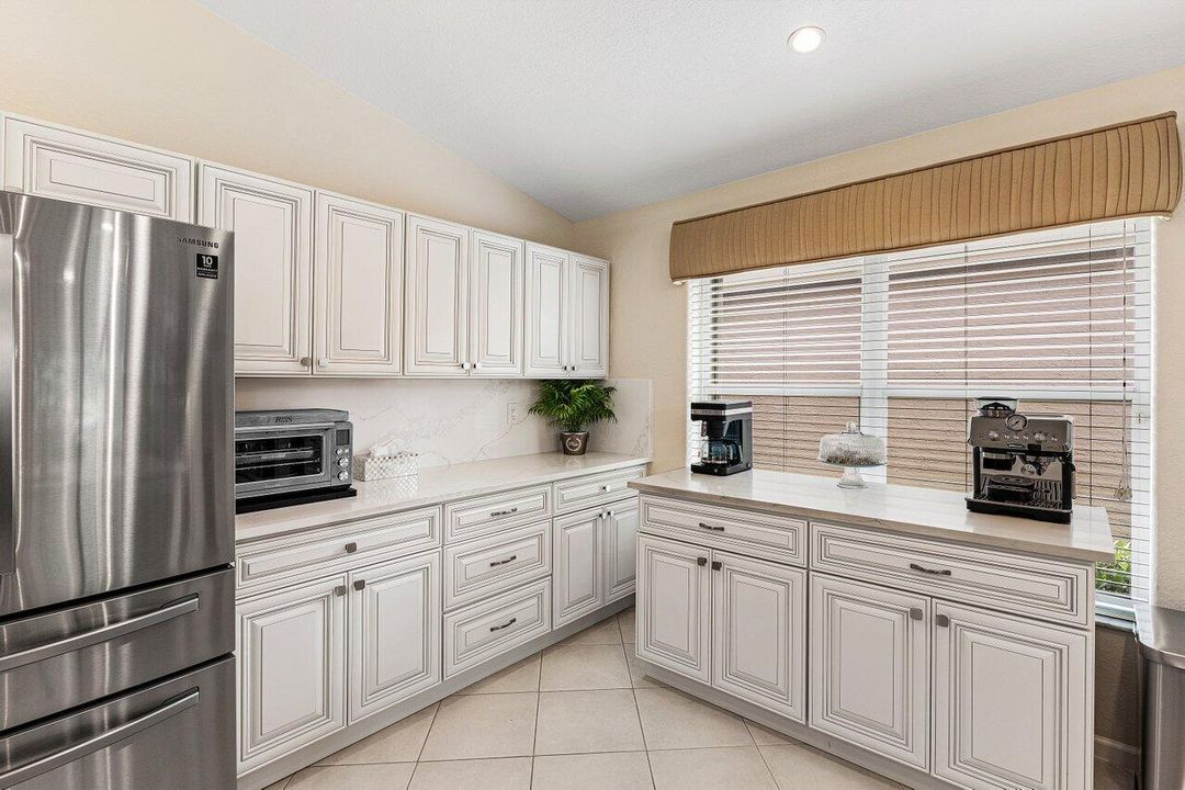 For Sale: $529,000 (3 beds, 2 baths, 1858 Square Feet)