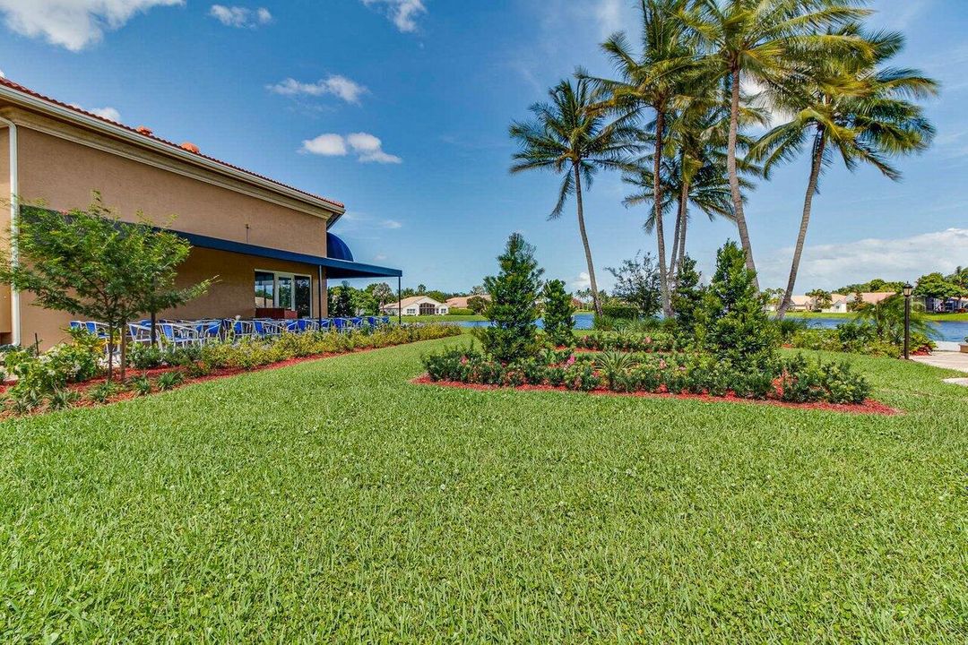 For Sale: $529,000 (3 beds, 2 baths, 1858 Square Feet)