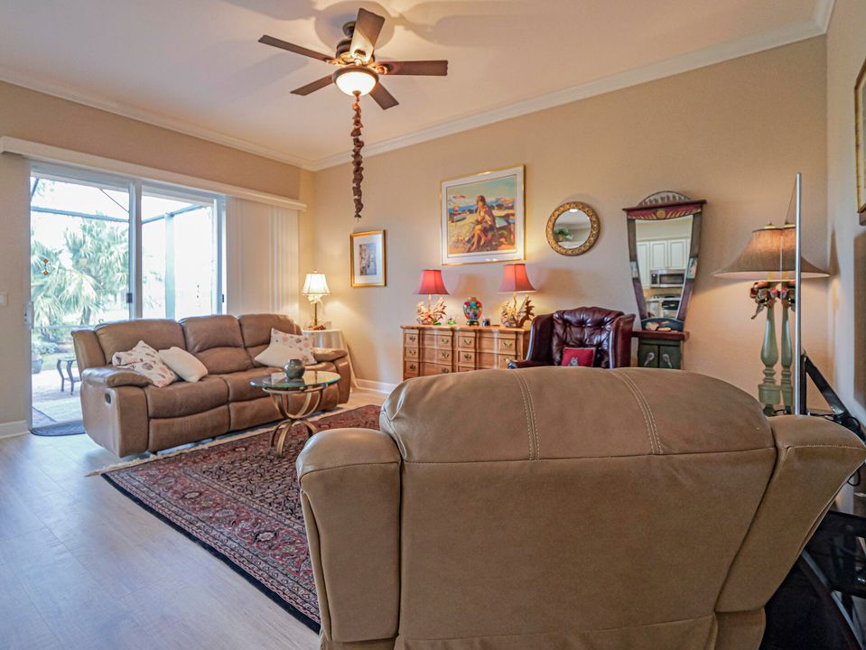 For Sale: $485,000 (3 beds, 2 baths, 2141 Square Feet)