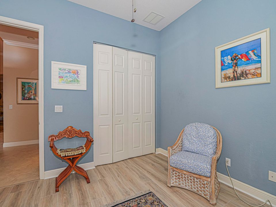For Sale: $485,000 (3 beds, 2 baths, 2141 Square Feet)