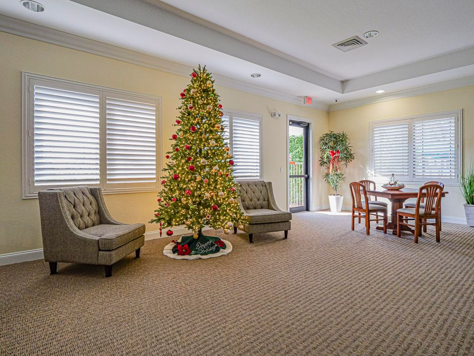 For Sale: $485,000 (3 beds, 2 baths, 2141 Square Feet)