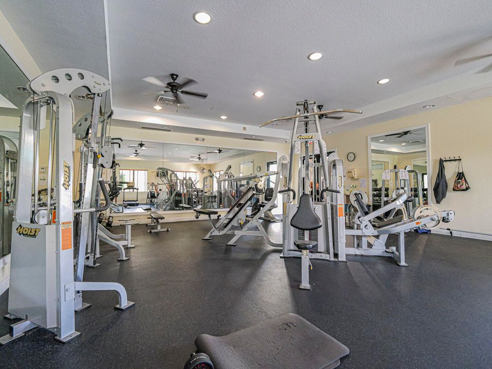 For Sale: $485,000 (3 beds, 2 baths, 2141 Square Feet)