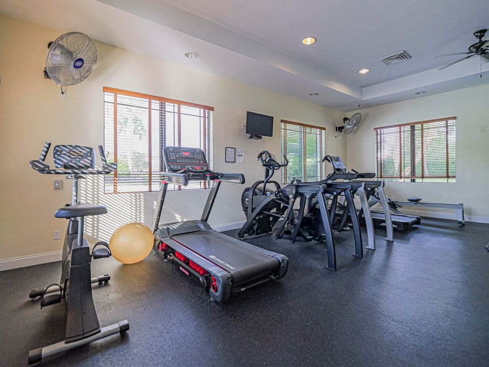 For Sale: $485,000 (3 beds, 2 baths, 2141 Square Feet)