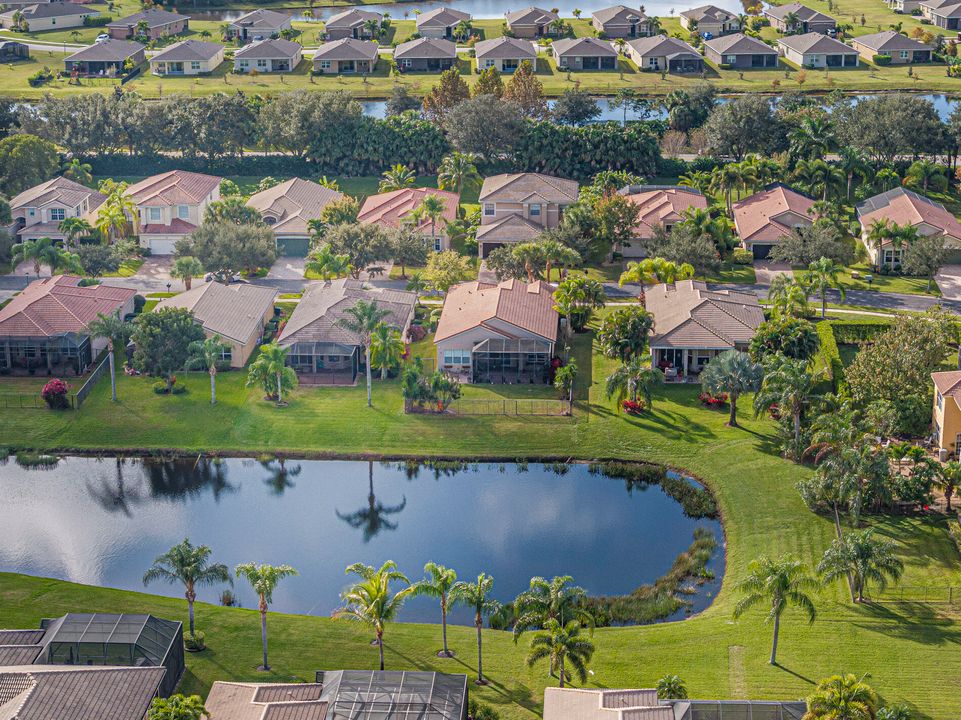 For Sale: $485,000 (3 beds, 2 baths, 2141 Square Feet)