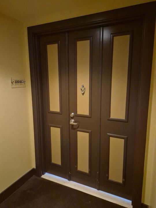 For Rent: $5,500 (2 beds, 2 baths, 1831 Square Feet)