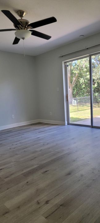 待售: $279,900 (3 贝兹, 2 浴室, 1240 平方英尺)