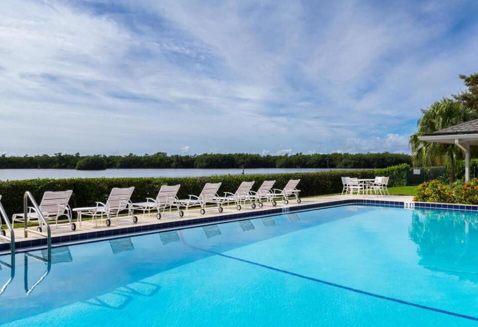 待售: $630,000 (2 贝兹, 2 浴室, 1654 平方英尺)