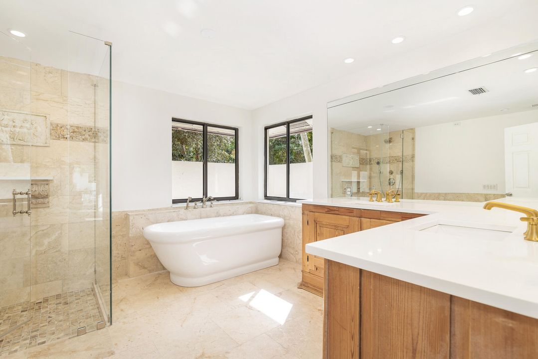 En Venta: $1,750,000 (5 camas, 5 baños, 3597 Pies cuadrados)