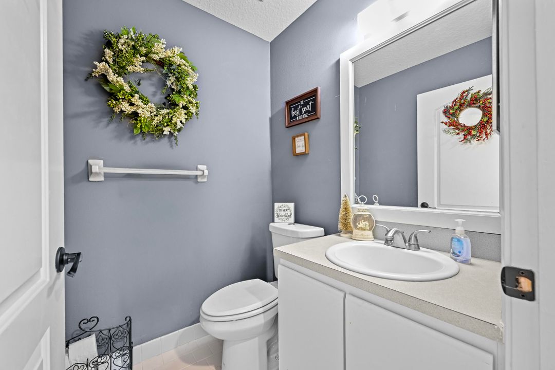 For Sale: $725,000 (4 beds, 3 baths, 2315 Square Feet)