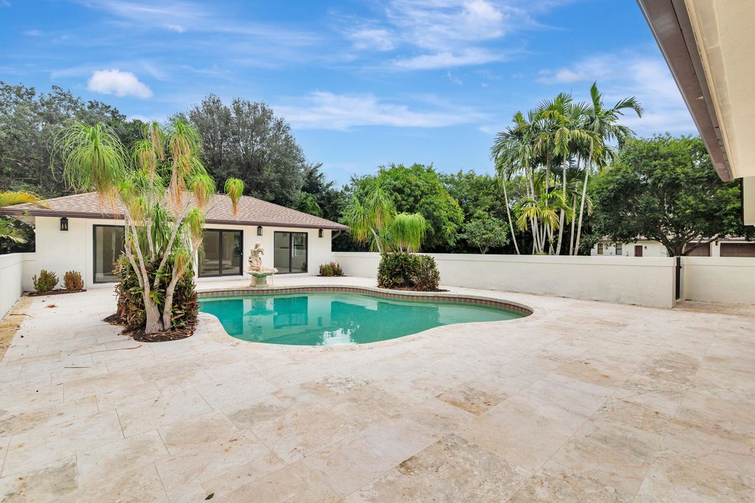 En Venta: $1,750,000 (5 camas, 5 baños, 3597 Pies cuadrados)