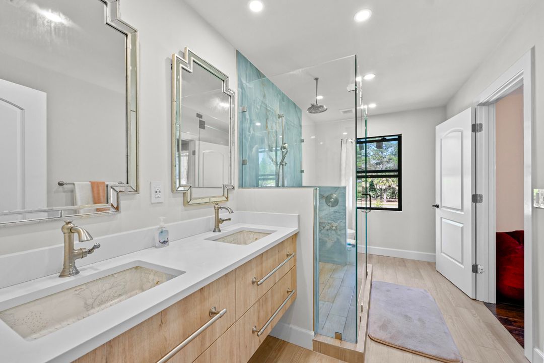 For Sale: $725,000 (4 beds, 3 baths, 2315 Square Feet)