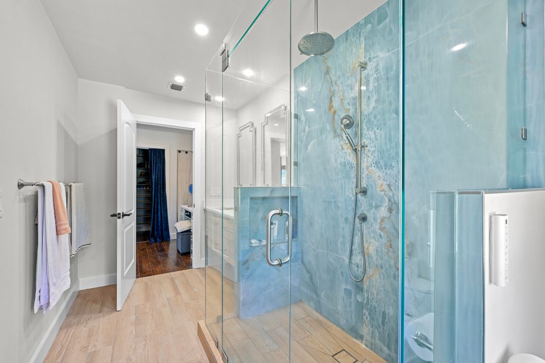 For Sale: $725,000 (4 beds, 3 baths, 2315 Square Feet)