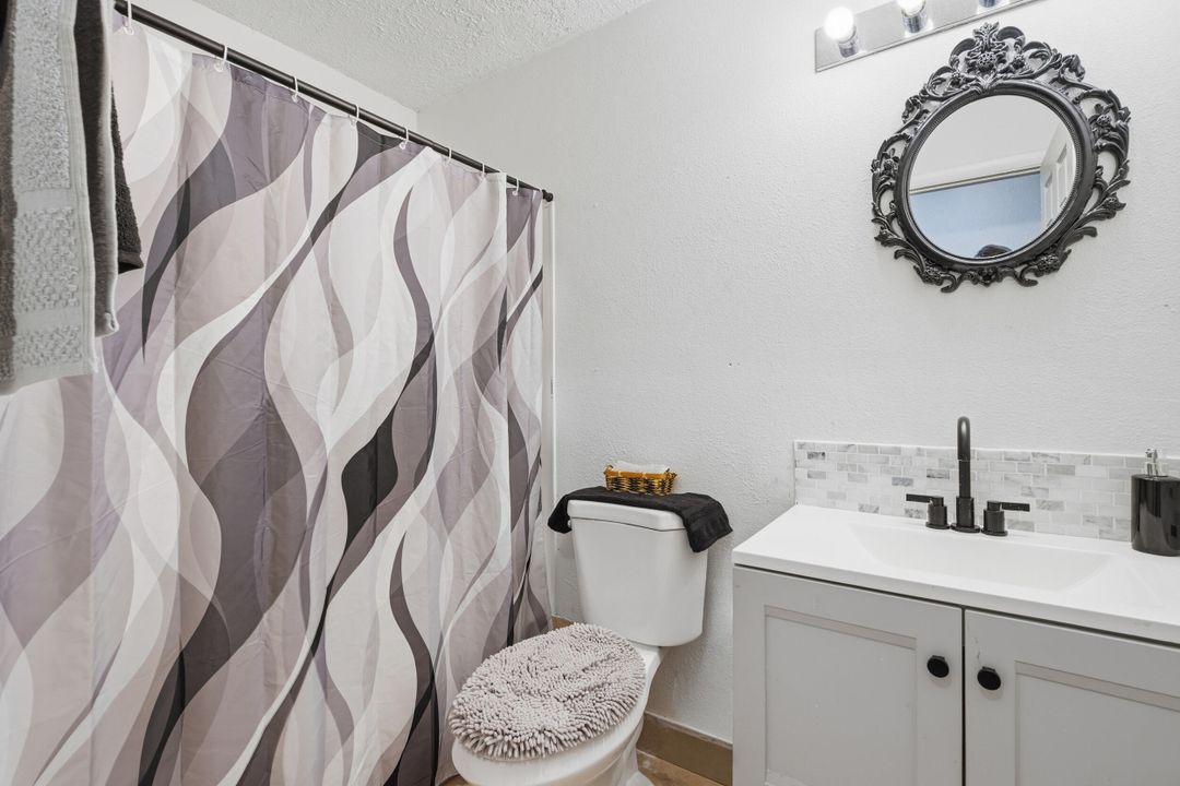 For Sale: $265,000 (3 beds, 2 baths, 1286 Square Feet)