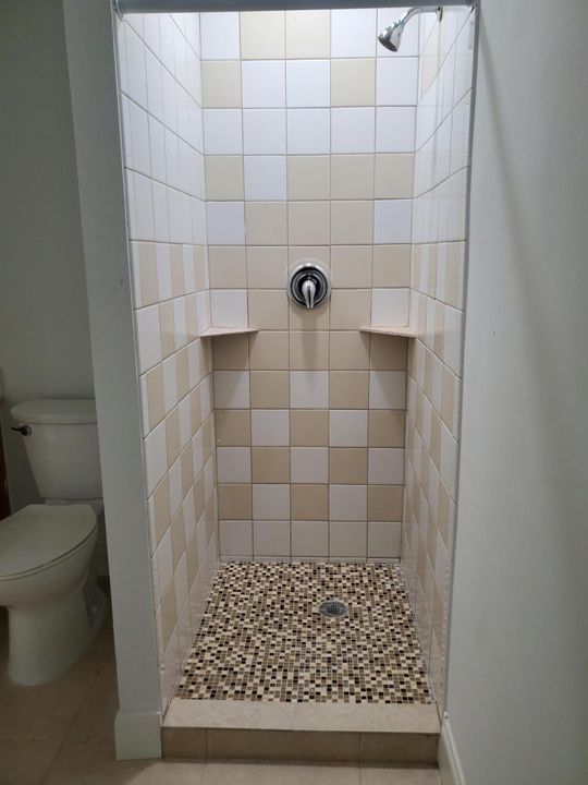 For Rent: $2,600 (3 beds, 2 baths, 1205 Square Feet)