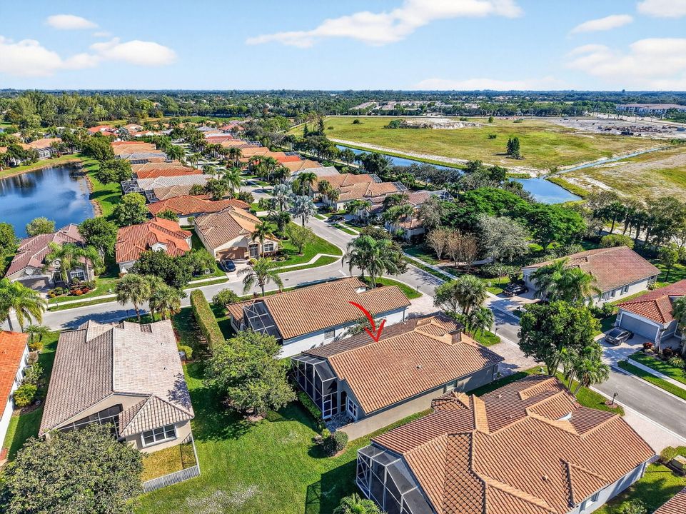 En Venta: $439,900 (2 camas, 2 baños, 1880 Pies cuadrados)