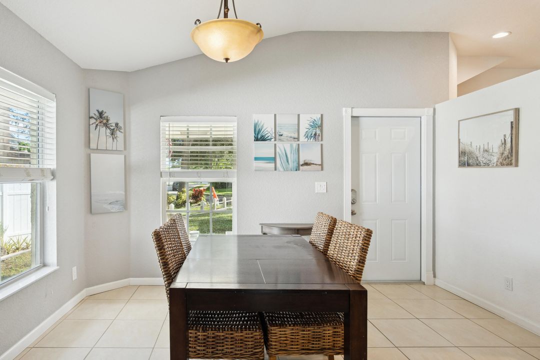 На продажу: $529,000 (3 спален, 2 ванн, 1270 Квадратных фут)